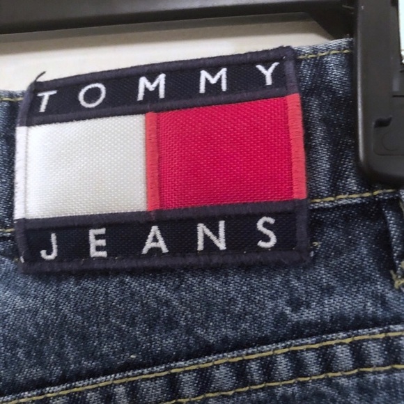Tommy Hilfiger Patch Denim Jeans - Picture 4 of 6